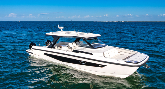 Aquila 45 Sport